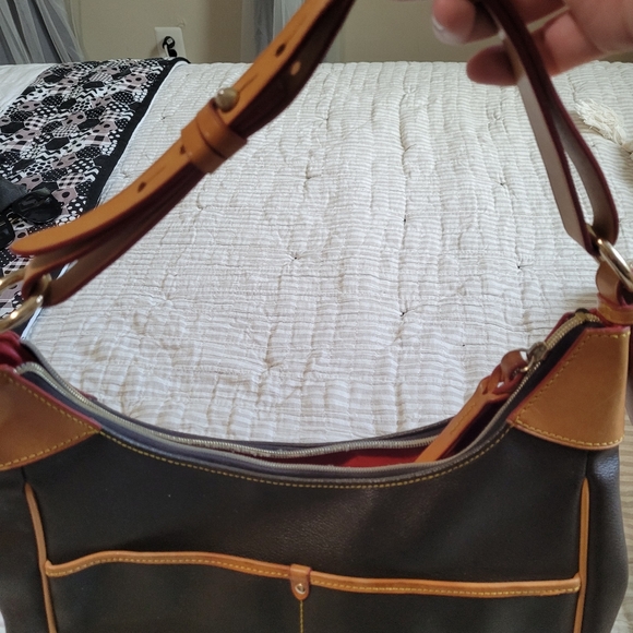 Dooney and Bourke Purse - Picture 4 of 5